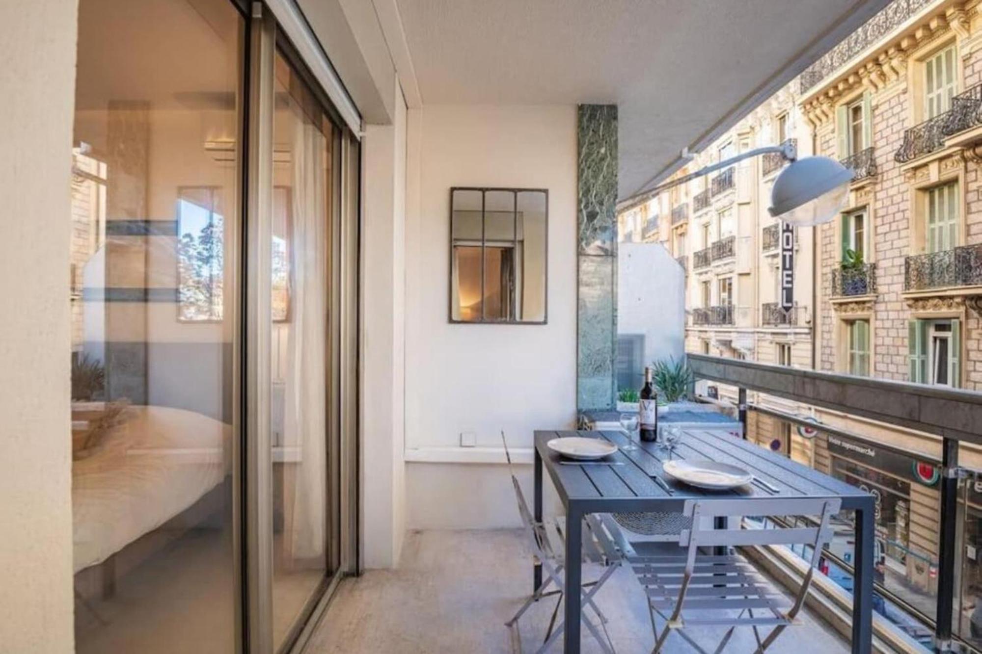 Rossini - Central And Cosy With Ac Nice Exterior photo